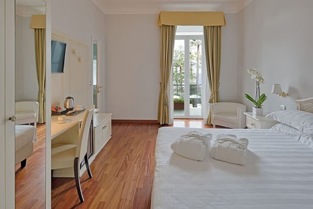 Deluxe Double or Twin Room, Balcony, Sea View
