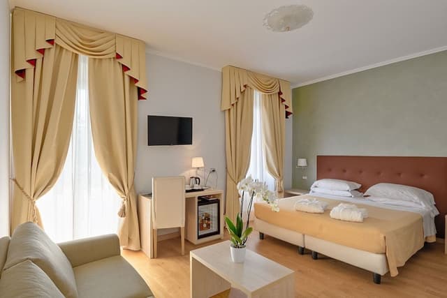 Deluxe Triple Room, Balcony