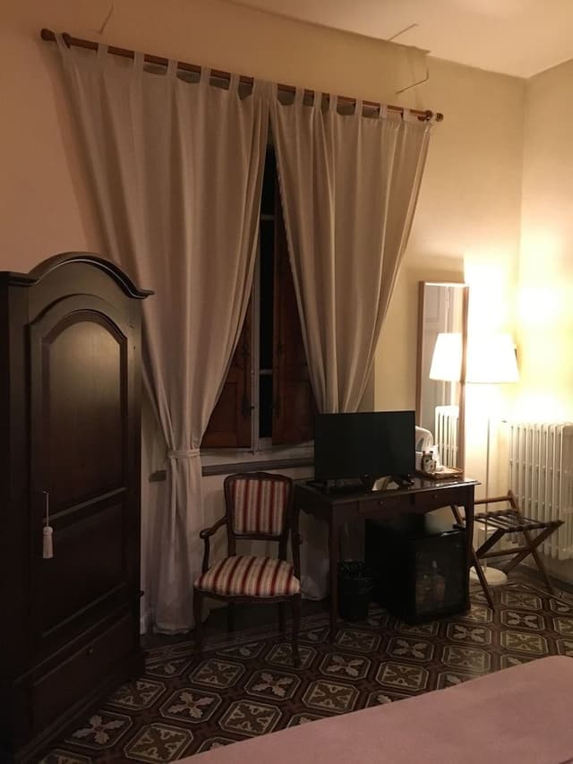 Doppia uso singolo (letto alla Francese/ parcheggio non garantito)