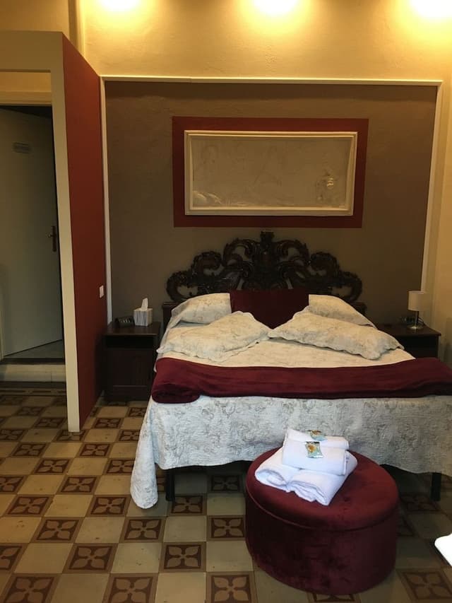 Economy Double or Twin Room