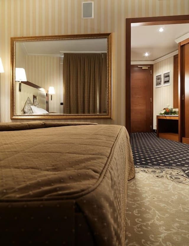 Double Room, 1 Double Bed
