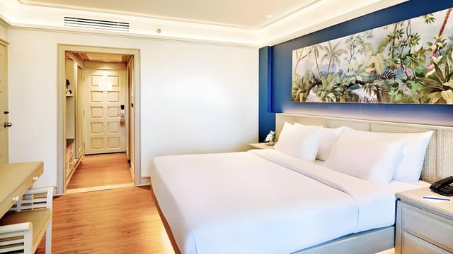 Superior Room, Pool Access