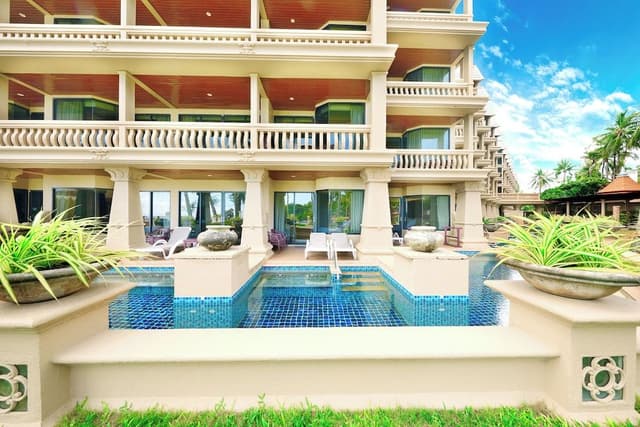 Superior Room, Pool Access