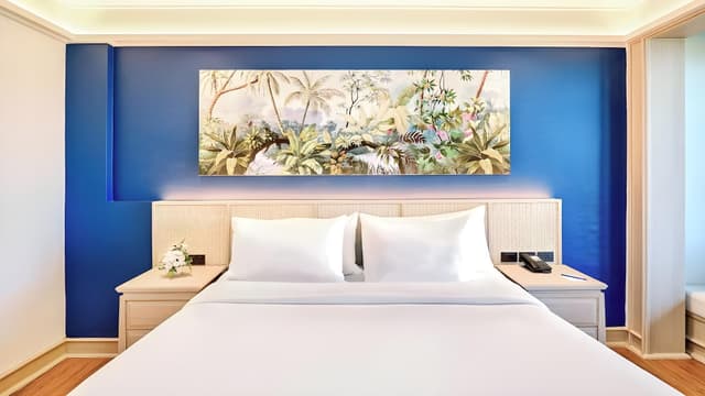 Superior Room, Pool Access