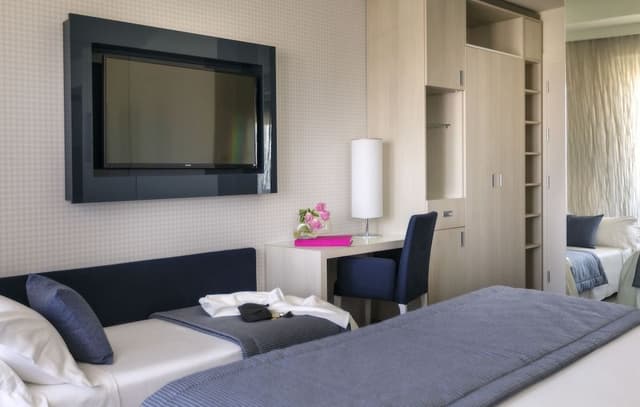Superior Triple Room