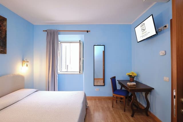 Classic Triple Room
