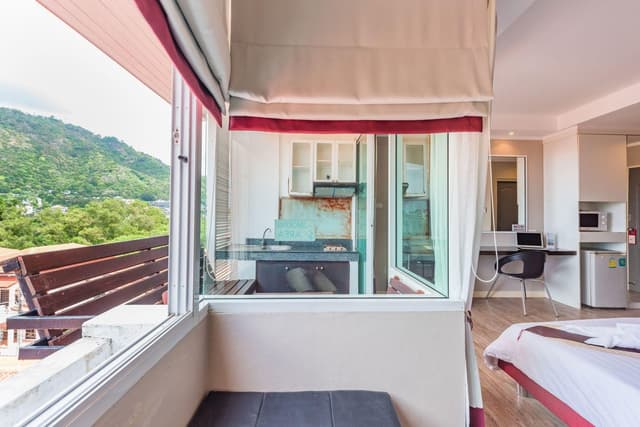 Superior Double Room, 1 Bedroom, City View