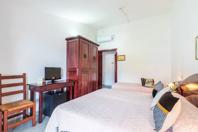 Design Triple Room