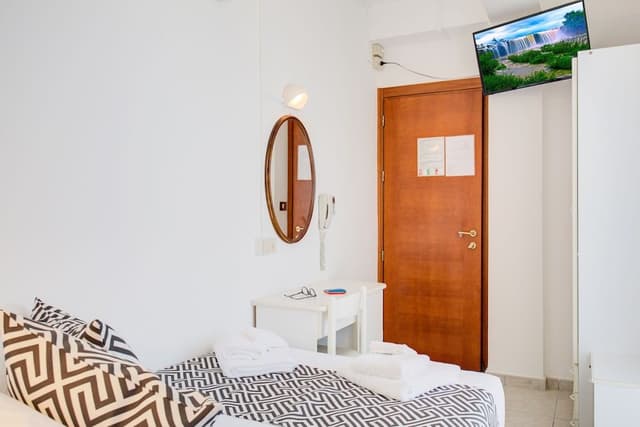 Single Room