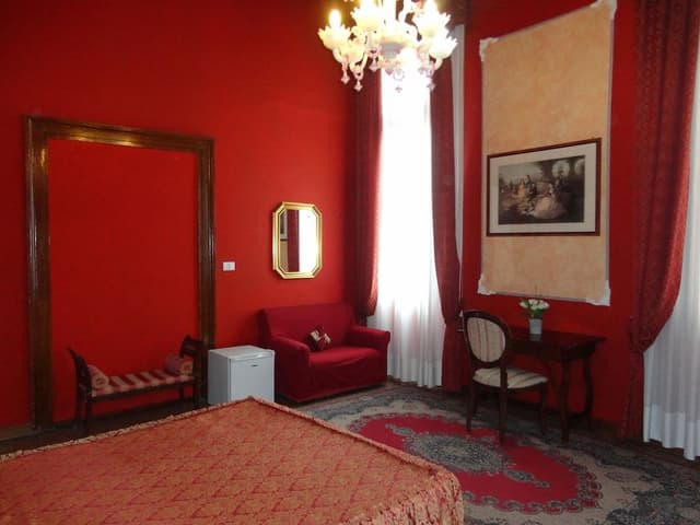 Superior Double Room, Canal View
