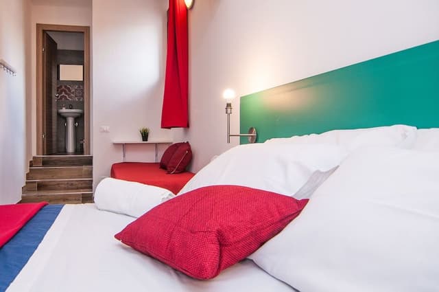 Economy Double Room, 1 Queen Bed