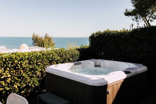 Junior Suite, Jetted Tub, Sea View