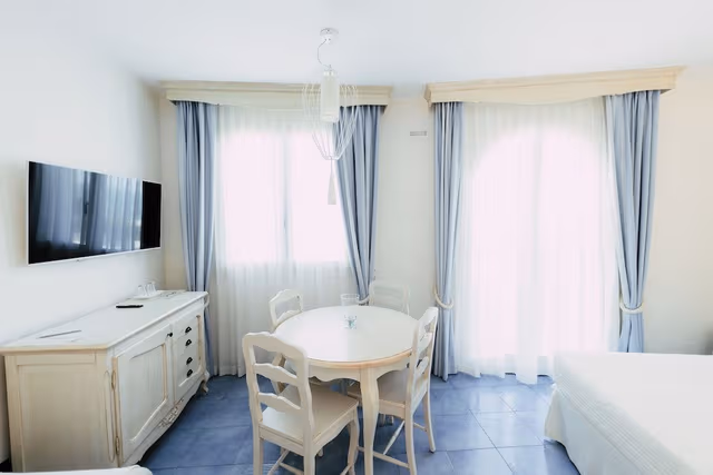 Junior Suite, Jetted Tub, Sea View