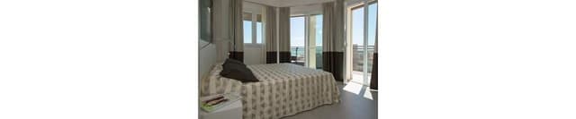 Executive Suite (Junior)