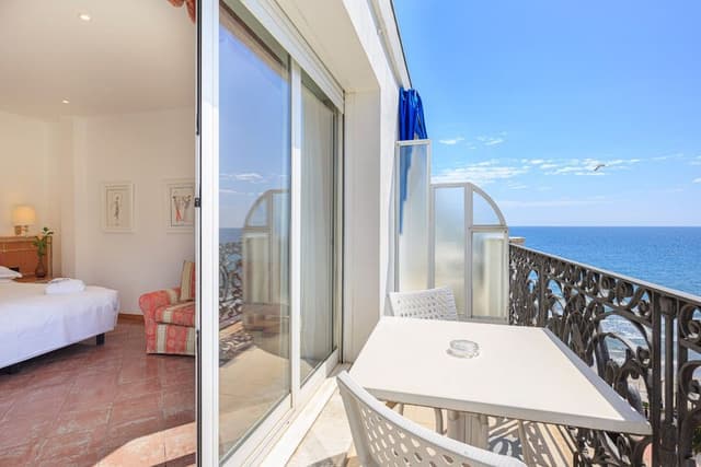 Junior Suite con Balcone e Vista Mare