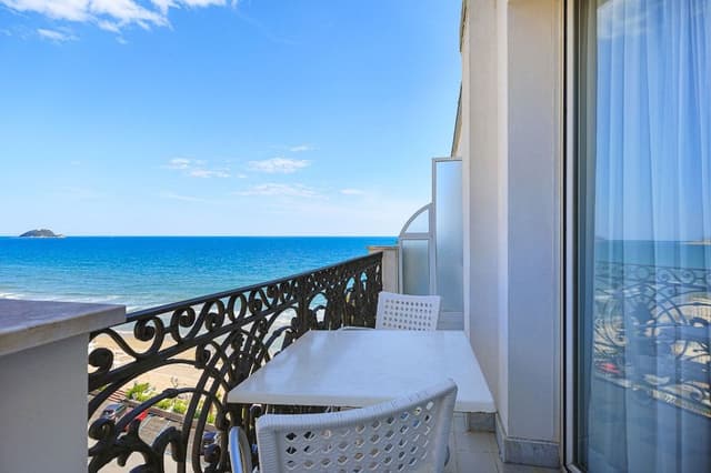 Junior Suite con Balcone e Vista Mare
