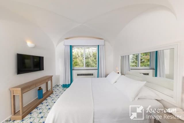 Superior Double Room, City View
