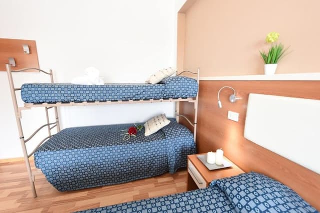 Quadruple Room, Ensuite, Partial Sea View