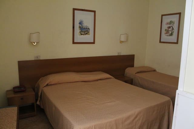 Triple Room