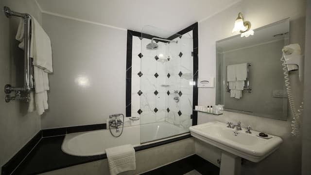Standard Double Room, Balcony, Ground Floor