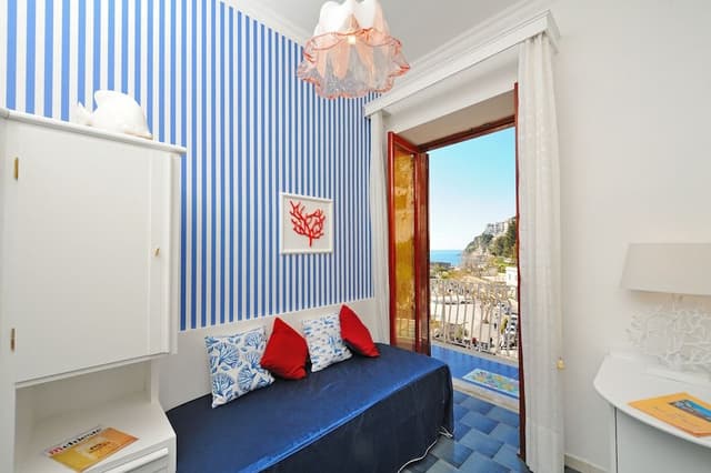 Double or Twin Room, Partial Sea View