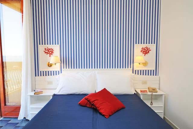 Double or Twin Room, Partial Sea View