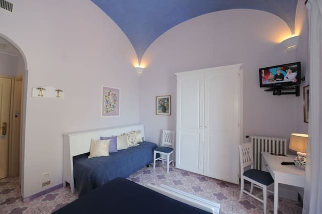 Double or Twin Room, Partial Sea View