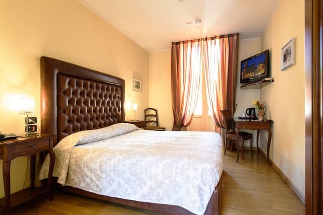 Classic Double Room