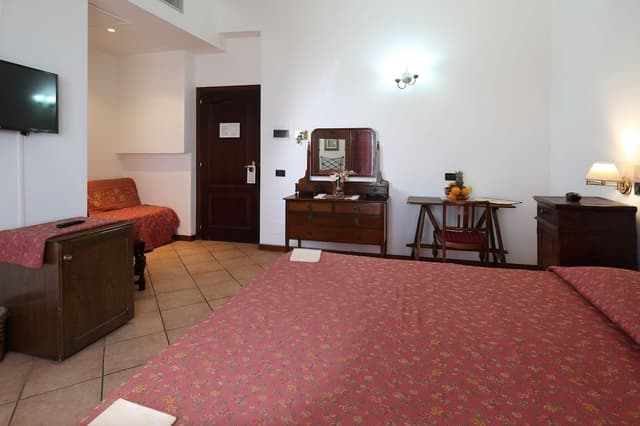 Superior Triple Room