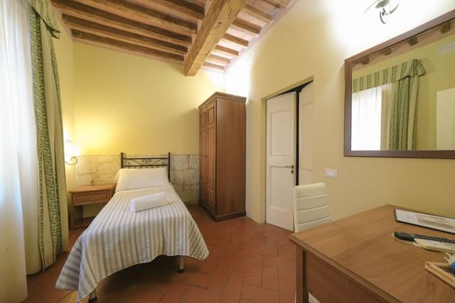 Classic Single Room