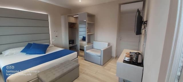 Deluxe Double or Twin Room, Lake View