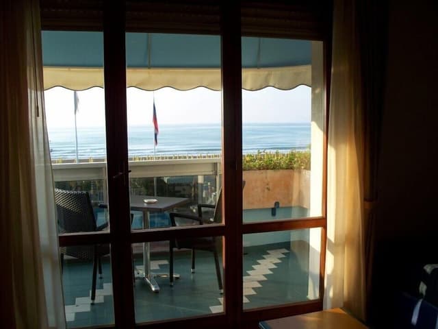 Junior Suite, Partial Sea View