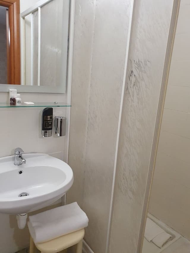 Room, 2 Bedrooms, Connecting Rooms