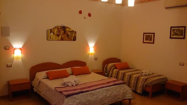 Triple Room