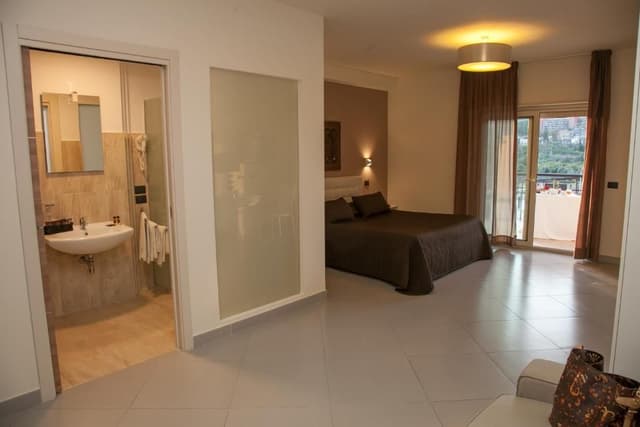 Executive Triple Room