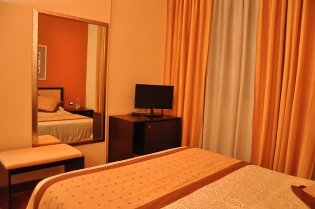 Double Room, 1 Double Bed