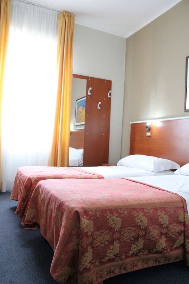 Standard Room, 2 Twin Beds