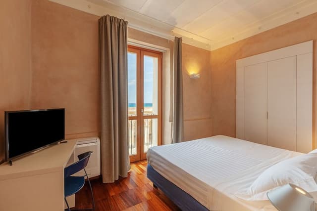 Superior Studio, 1 Bedroom, Partial Sea View