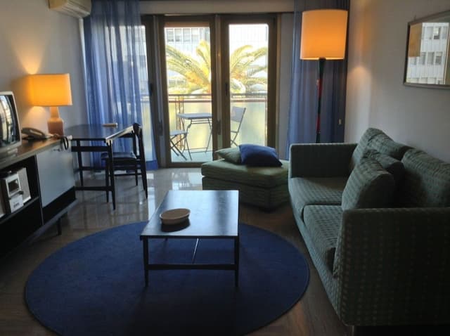 Three Bedroom Apartment (4 pax)