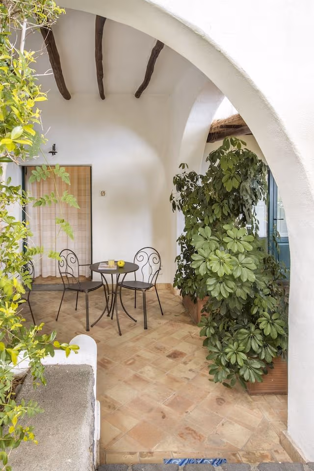 Standard Double Room (Garden view terrace)