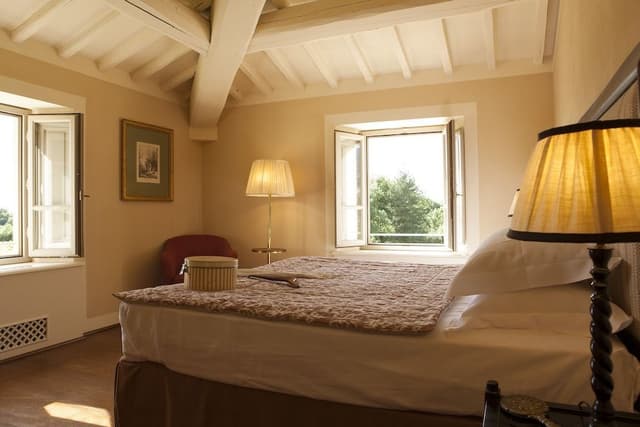 Luxury Villa, 4 Bedrooms