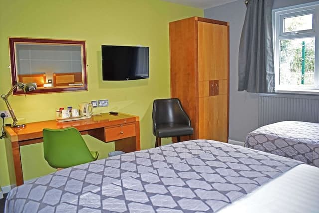 Business Triple Room, Non Smoking