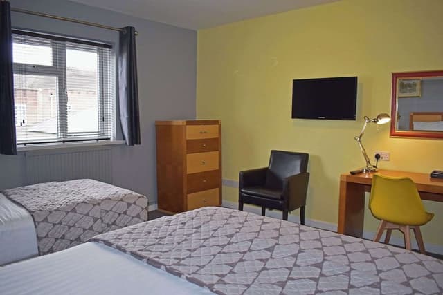 Business Triple Room, Non Smoking