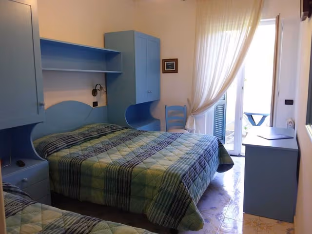 Triple Room, Partial Sea View