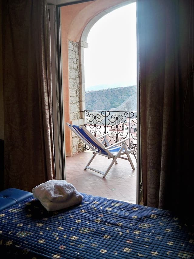 Superior Room (Sea or Etna Mount View)
