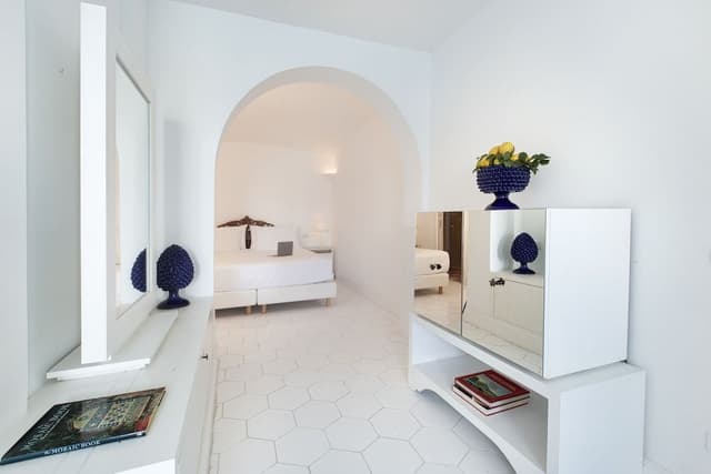 Elite Suite, Hot Tub, Sea View