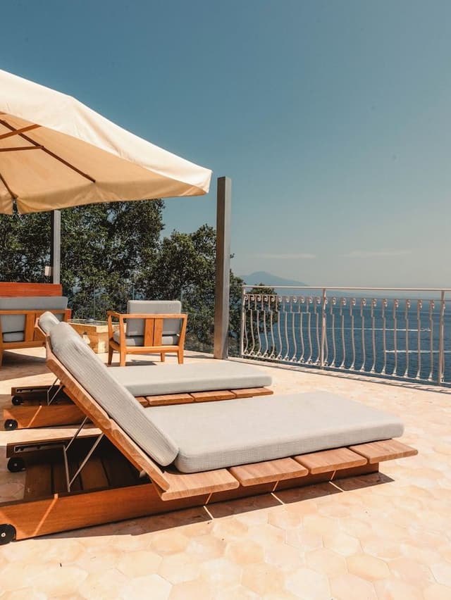 Presidential Suite, Jetted Tub, Sea View