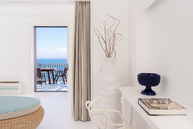 Elite Suite, Hot Tub, Sea View