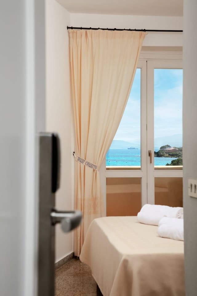 Deluxe Room, Sea View