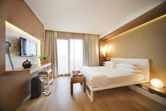 Comfort Quadruple Room, Balcony